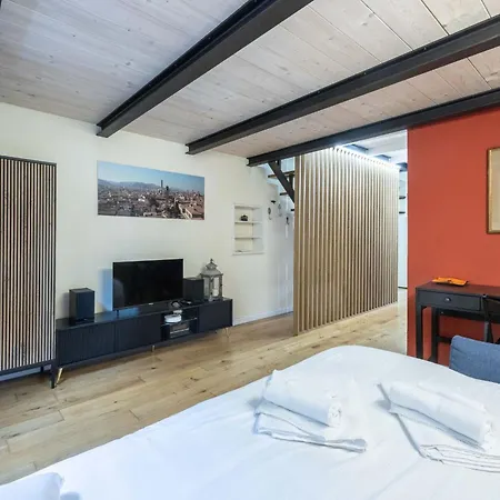 Senzanome Escape アパート ボローニャ