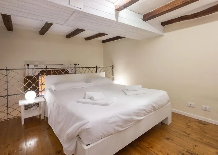 Senzanome Escape * Bologna